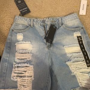 Size is 7 fit for 27 size